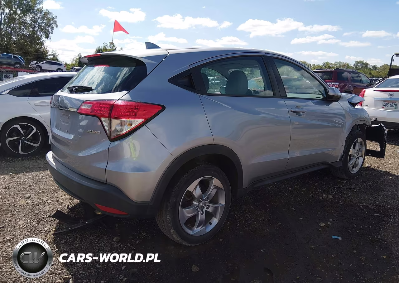 2022 Honda Hr-V Awd Lx VIN:3CZRU6H35NM753809 - 4