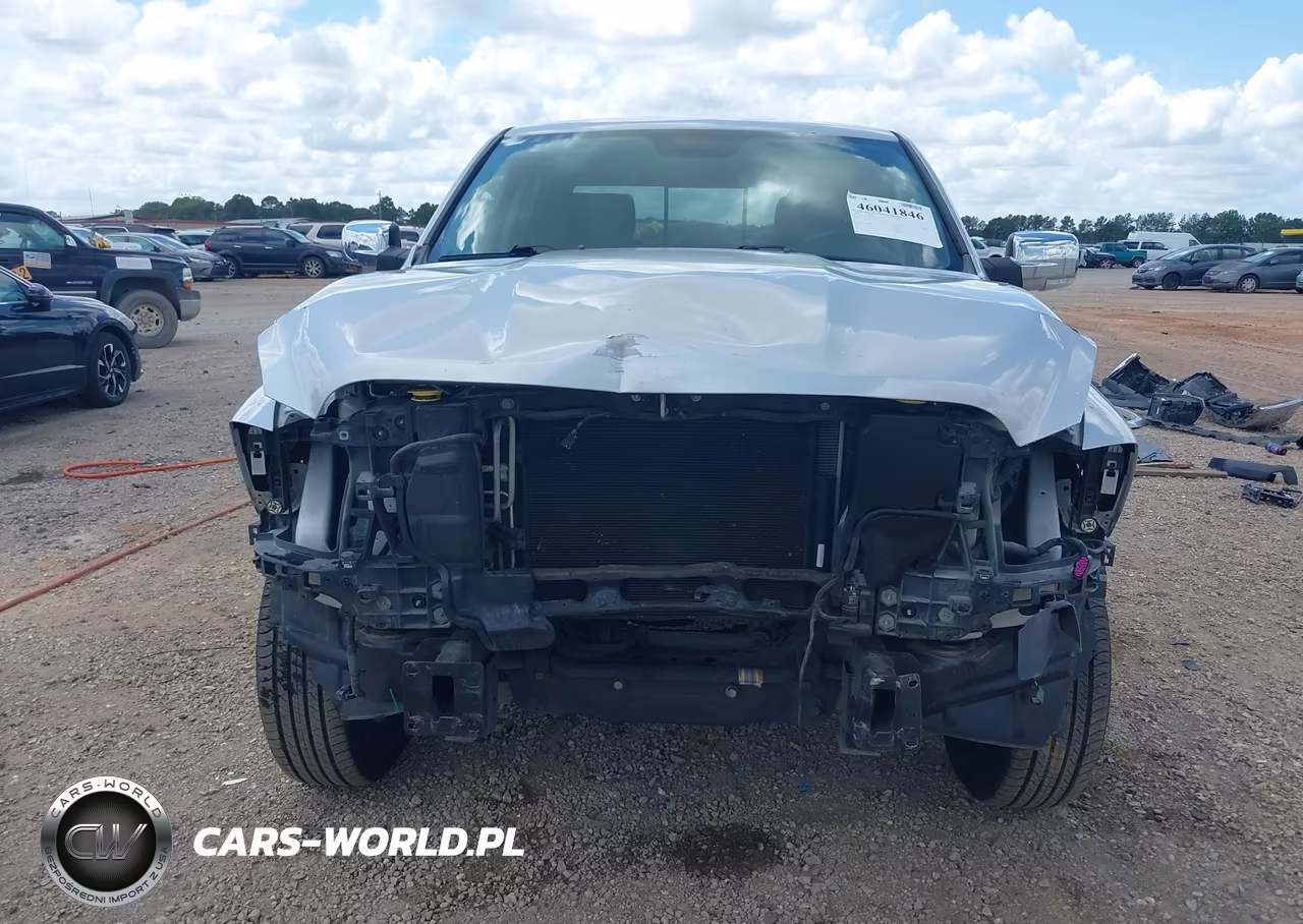 2018 Ram 1500 Laramie 4X2 5'7 Box VIN:1C6RR6NTXJS115091 - 13