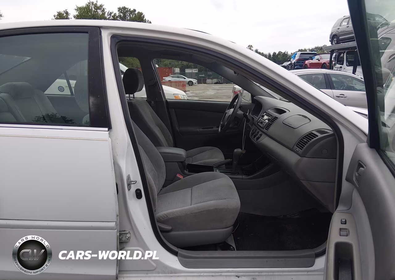 2004 Toyota Camry Le VIN:4T1BE32K54U269177 - 5