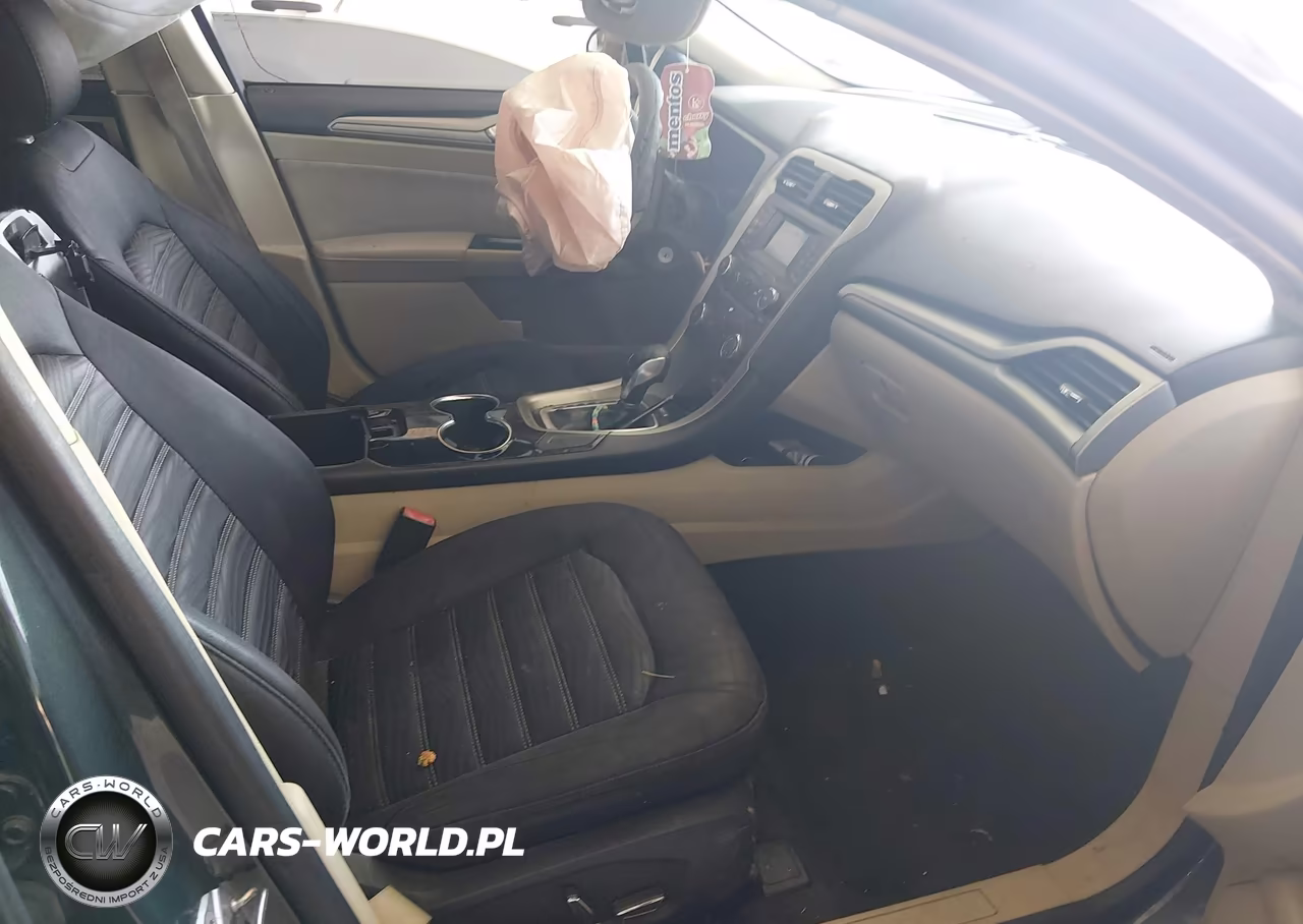 2015 Ford Fusion Se VIN:3FA6P0H78FR123826 - 5