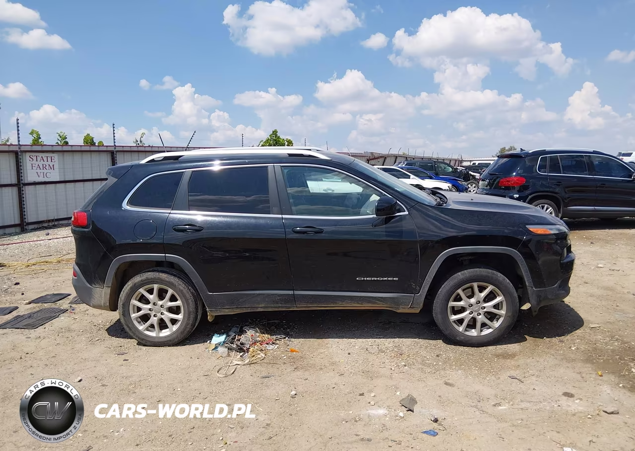 2017 Jeep Cherokee Latitude Fwd VIN:1C4PJLCB6HW586870 - 13