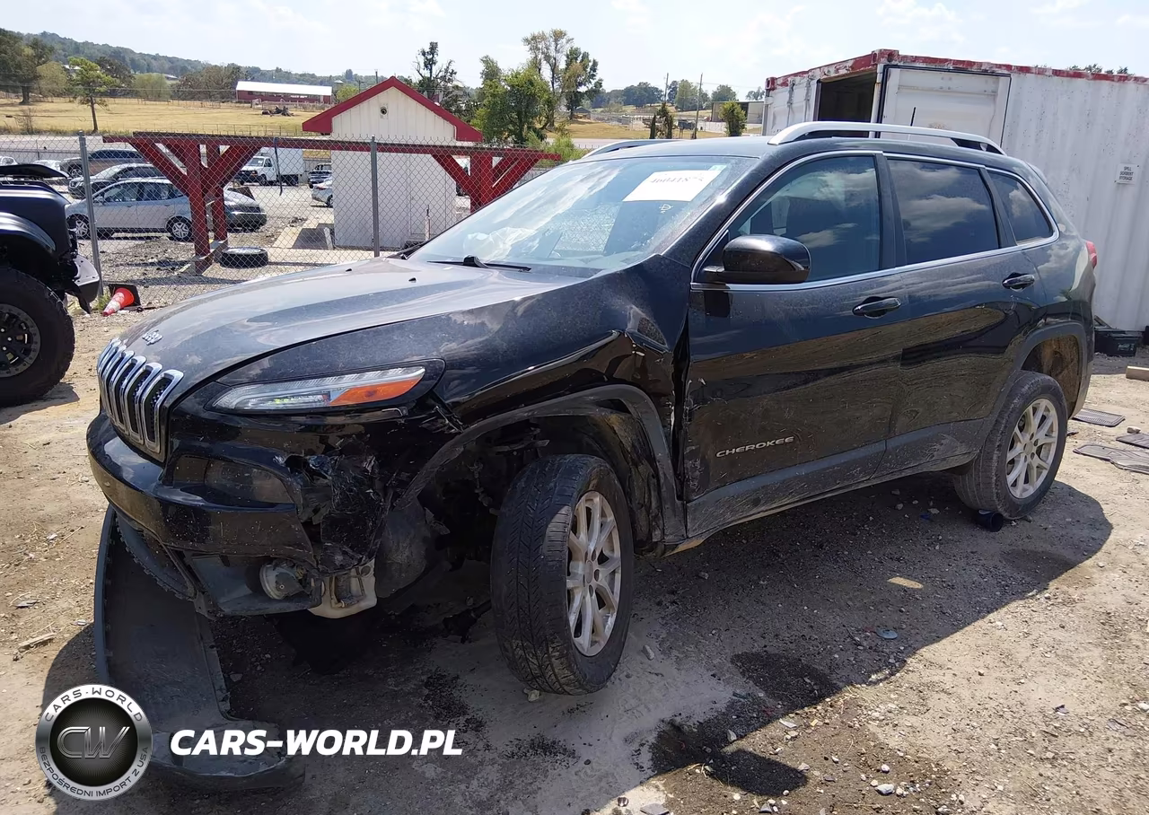 2017 Jeep Cherokee Latitude Fwd VIN:1C4PJLCB6HW586870 - 2