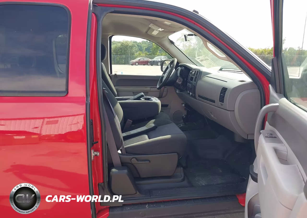 2011 Chevrolet Silverado 1500 Work Truck VIN:1GCRKPEA2BZ315098 - 3
