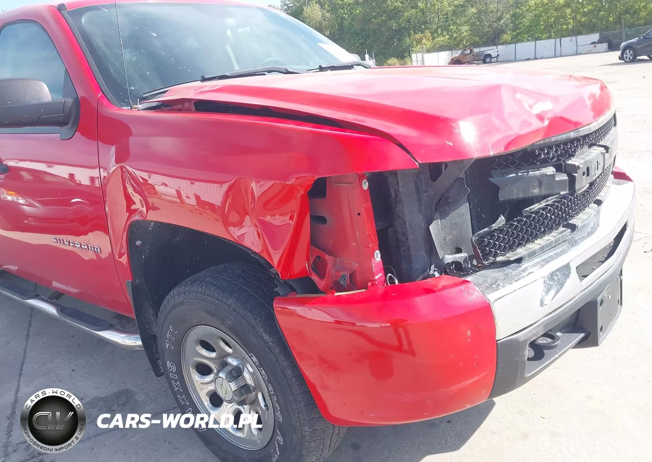 2011 Chevrolet Silverado 1500 Work Truck VIN:1GCRKPEA2BZ315098 - 4