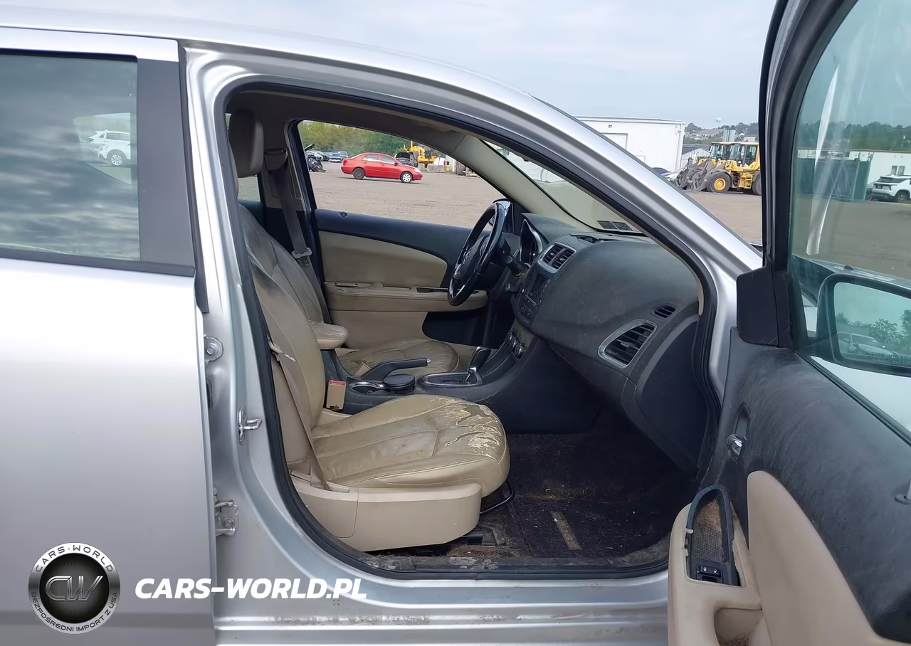 2011 Dodge Avenger Lux VIN:1B3BD2FG3BN587086 - 5