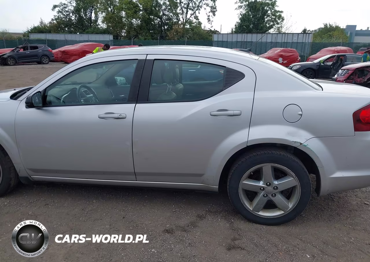 2011 Dodge Avenger Lux VIN:1B3BD2FG3BN587086 - 6