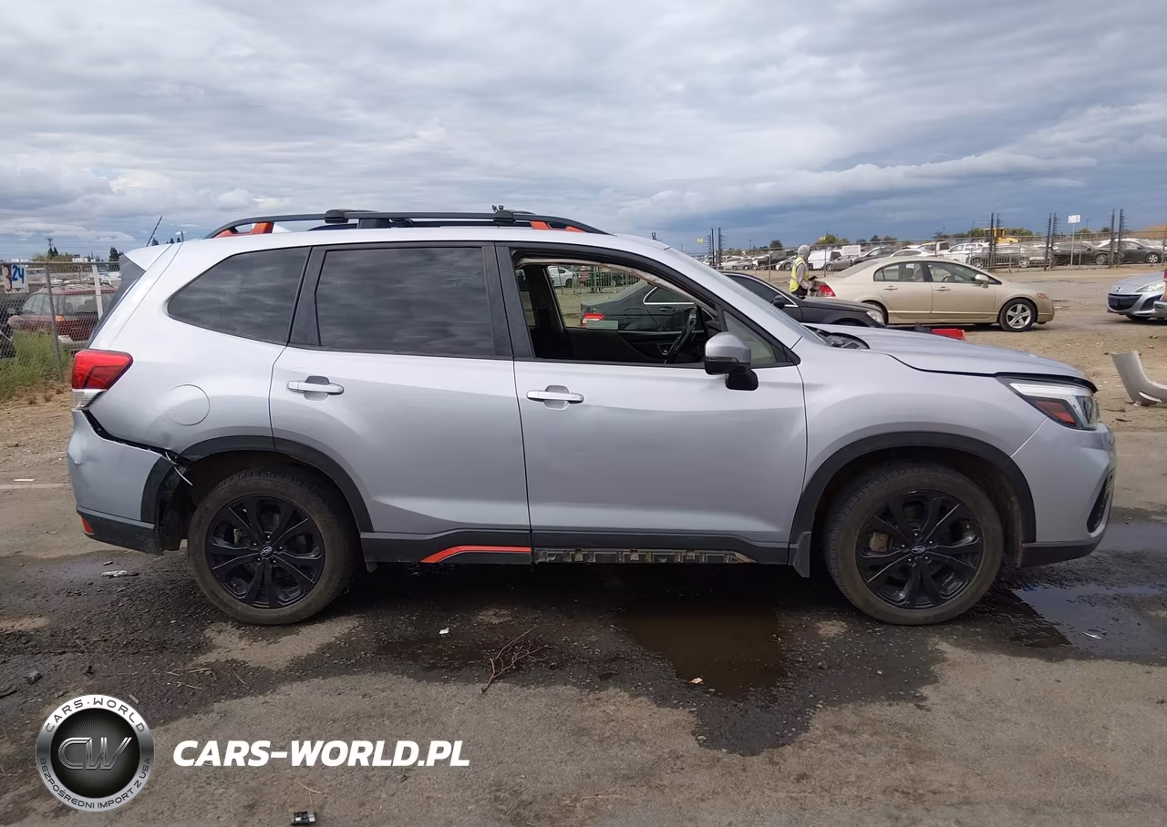 2020 Subaru Forester Sport VIN:JF2SKARCXLH463194 - 14