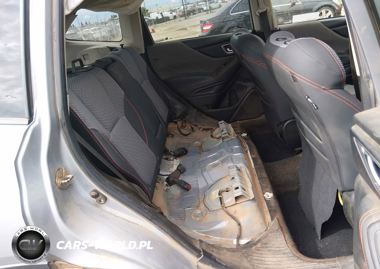 2020 Subaru Forester Sport VIN:JF2SKARCXLH463194 - 8