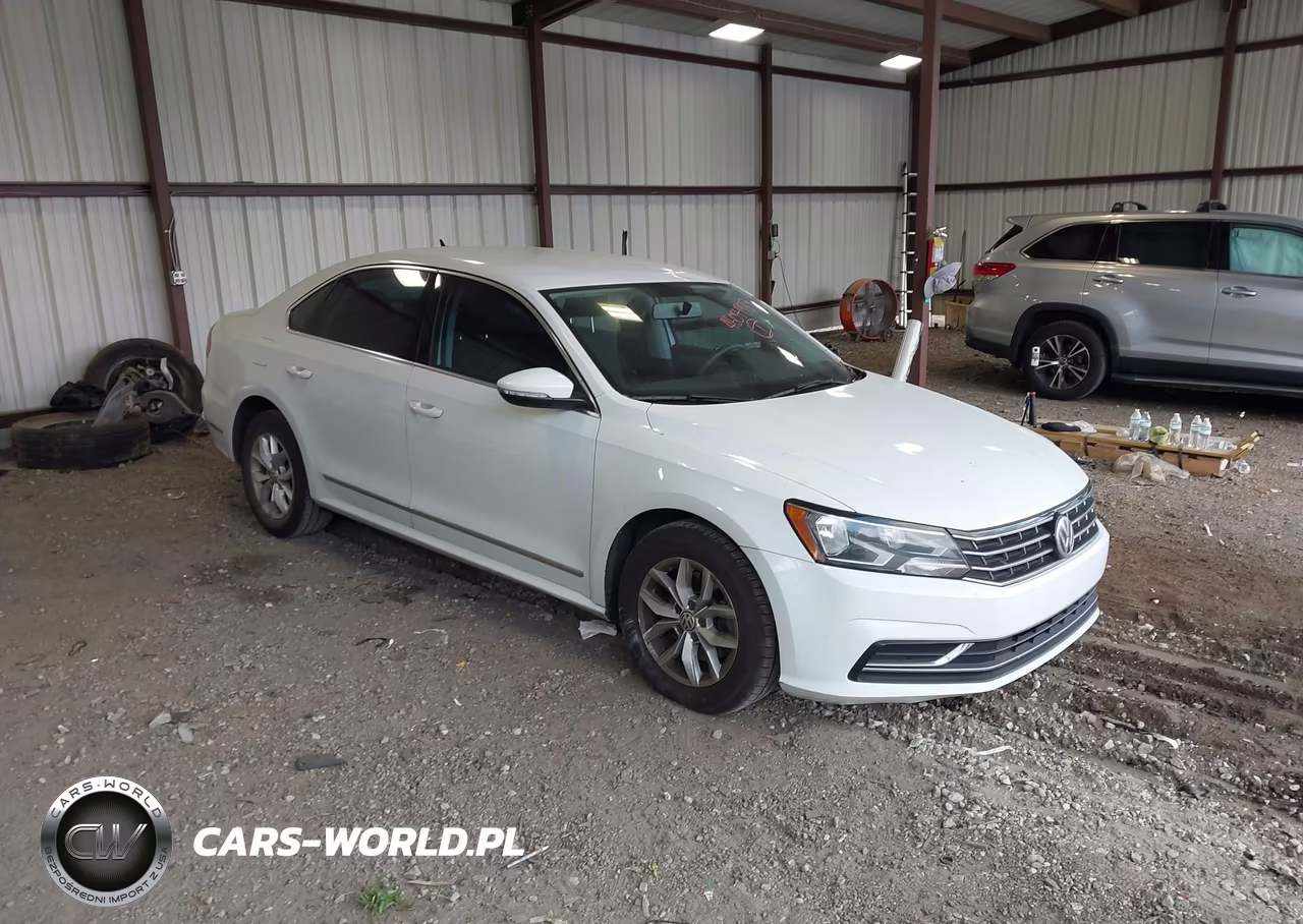 2017 Volkswagen Passat 1.8T S VIN:1VWAT7A39HC053543 - 1