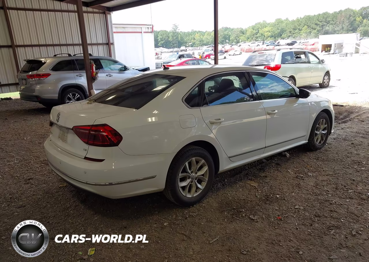 2017 Volkswagen Passat 1.8T S VIN:1VWAT7A39HC053543 - 4