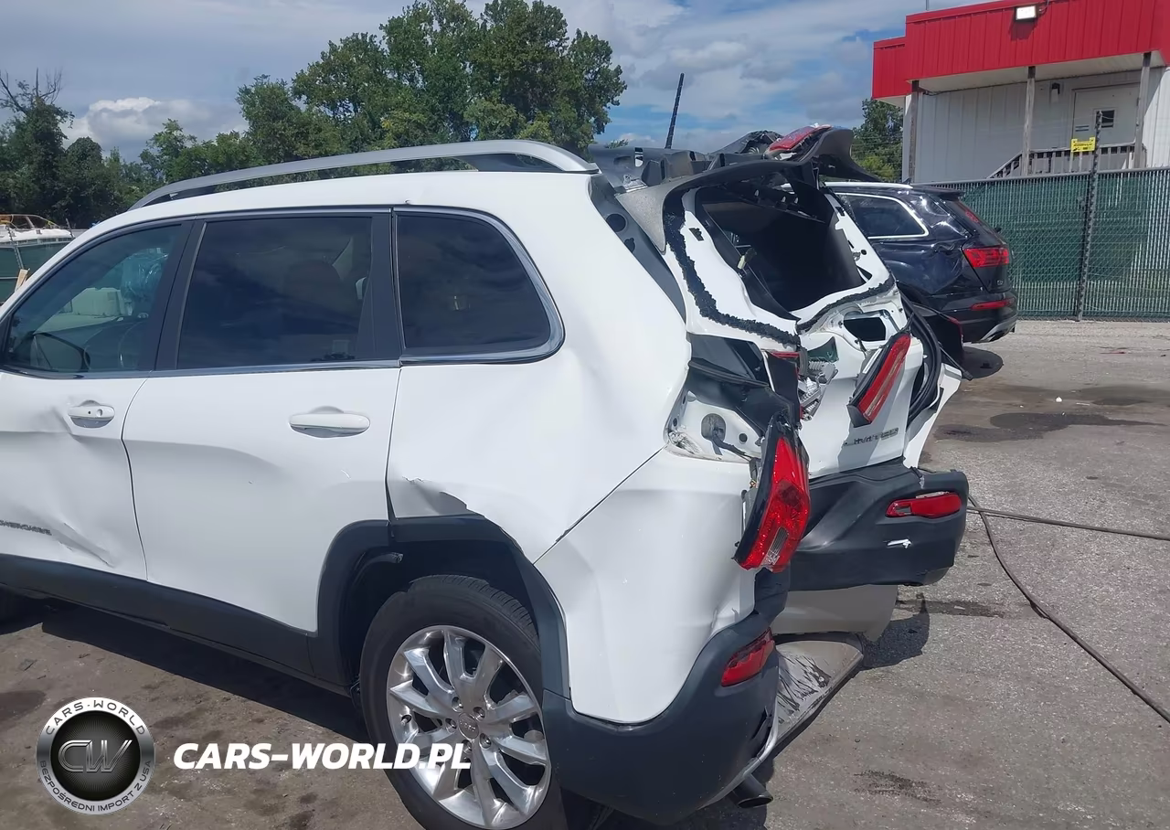 2017 Jeep Cherokee Limited 4X4 VIN:1C4PJMDB9HW536890 - 6