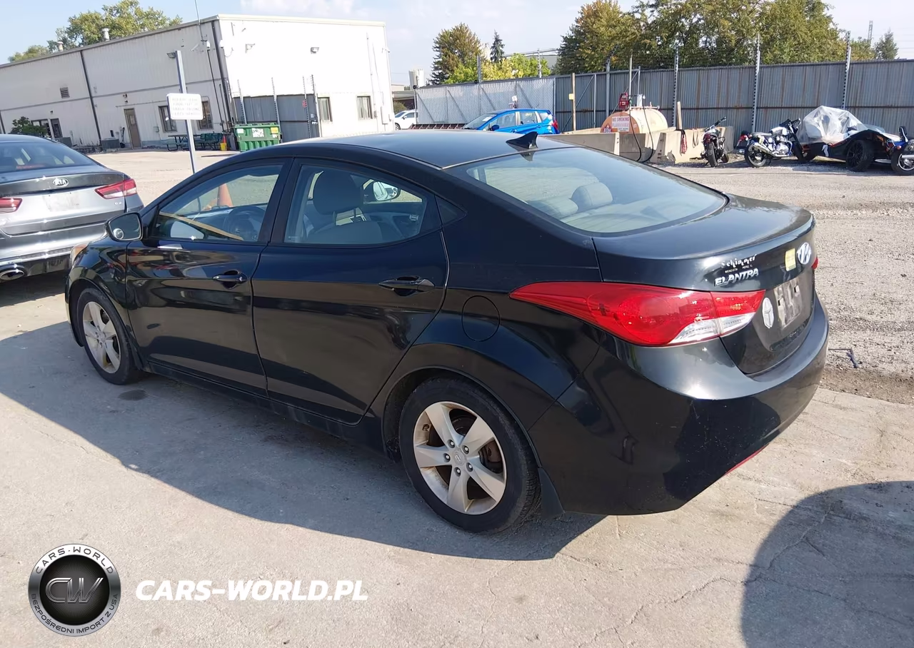 2013 Hyundai Elantra Gls VIN:KMHDH4AE6DU598813 - 3