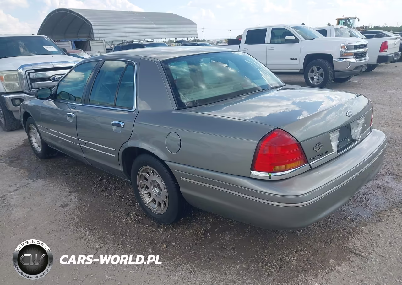 1999 Ford Crown Victoria Lx VIN:2FAFP74W8XX153966 - 3