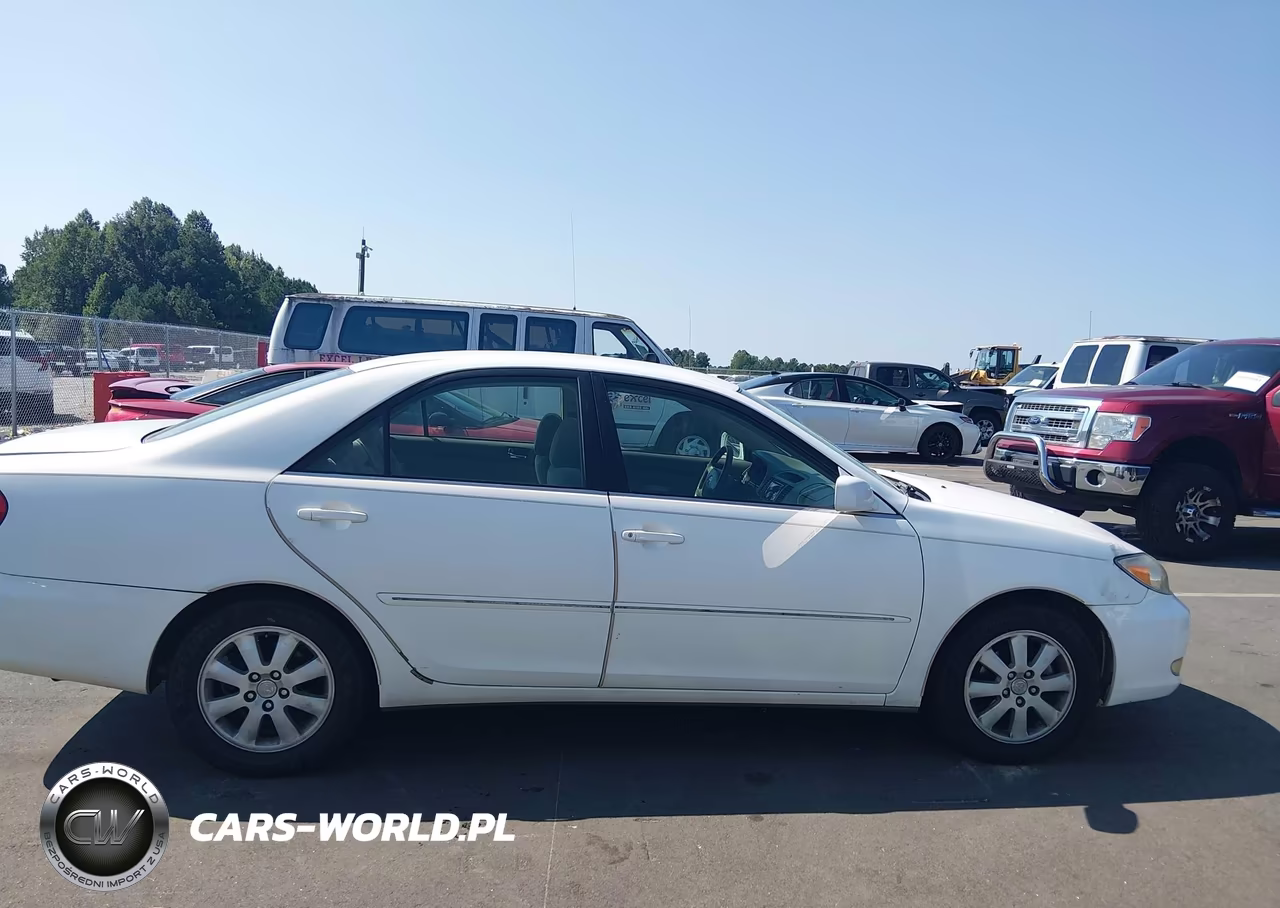 2004 Toyota Camry Xle VIN:4T1BE30K84U370510 - 13