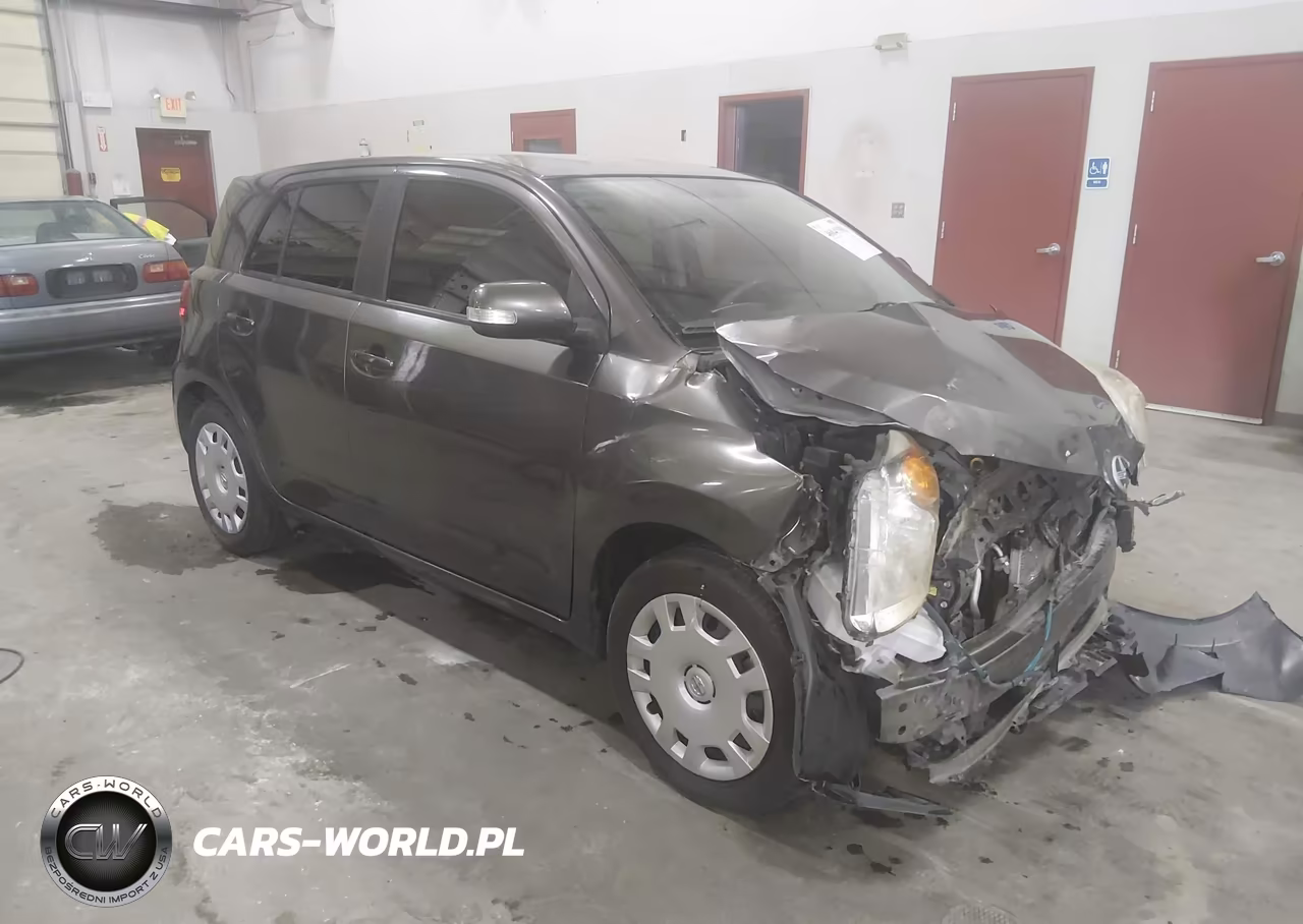 2013 Scion Xd