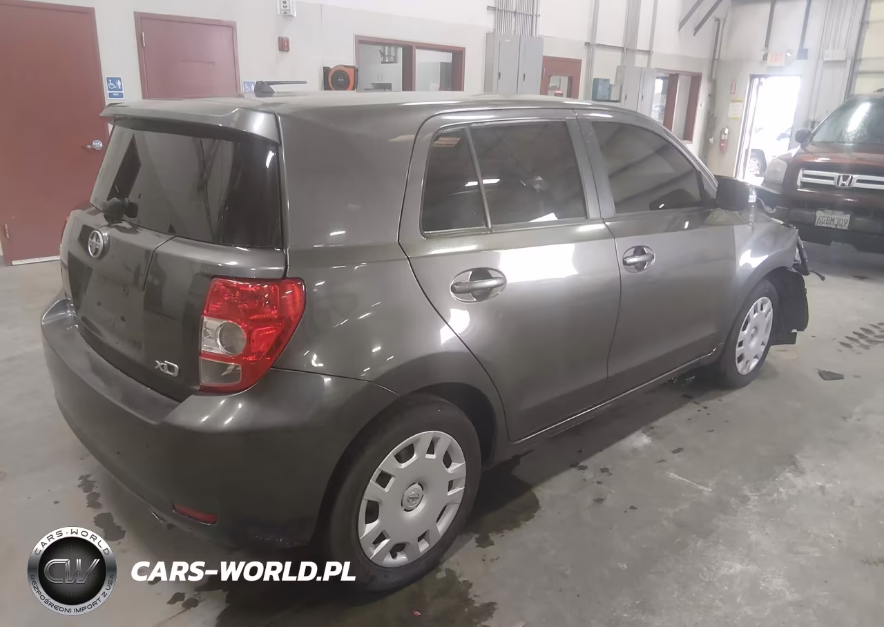 2013 Scion Xd VIN:JTKKUPB40D1037659 - 4