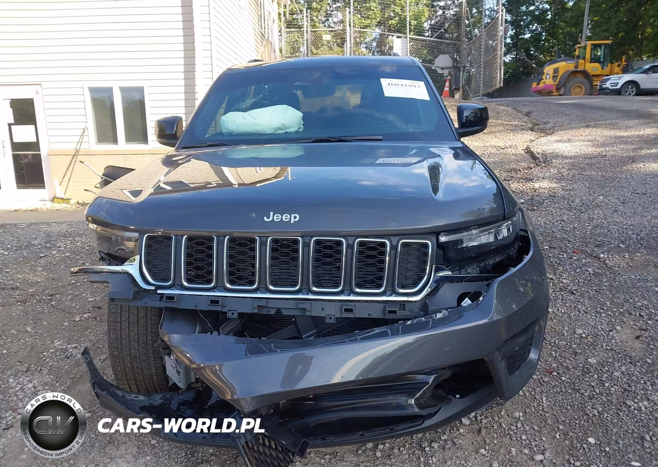 2025 Jeep Grand Cherokee Laredo X 4X4 VIN:1C4RJHAG1SC356411 - 6