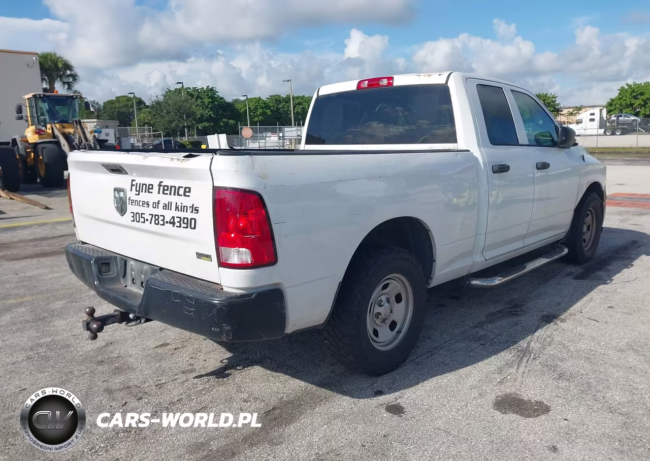 2015 Ram 1500 Tradesman VIN:1C6RR6FG4FS554649 - 4