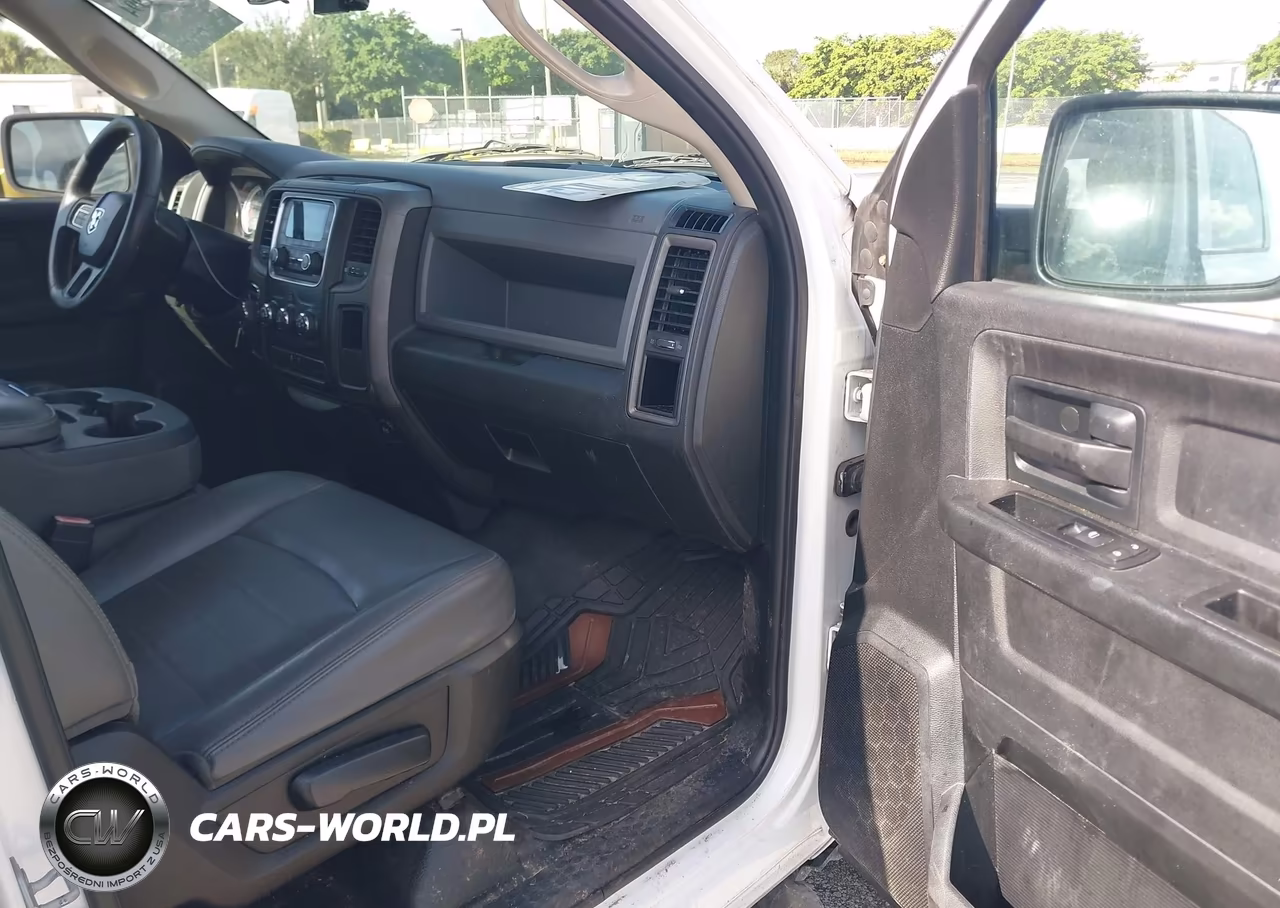 2015 Ram 1500 Tradesman VIN:1C6RR6FG4FS554649 - 5
