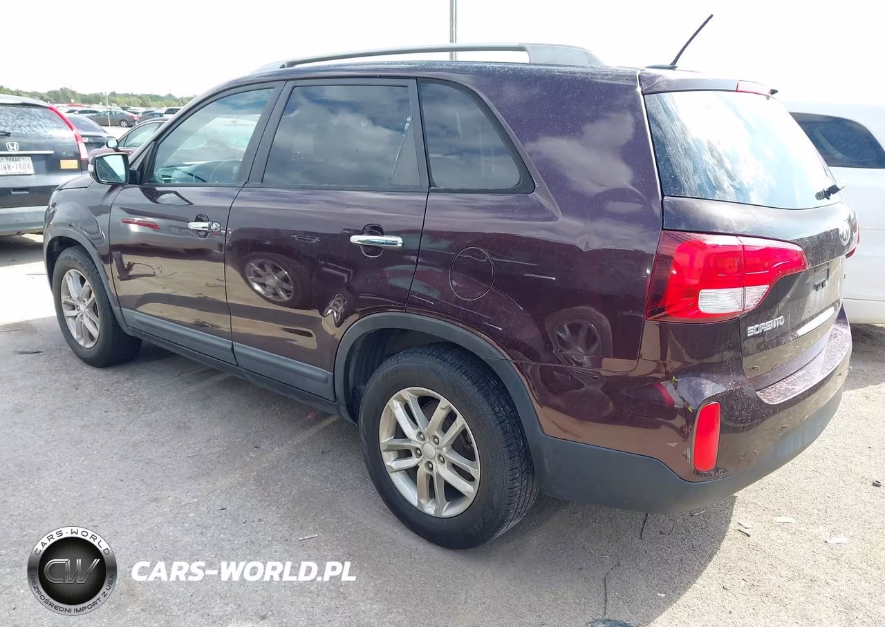 2015 Kia Sorento Lx VIN:5XYKT3A61FG572296 - 3