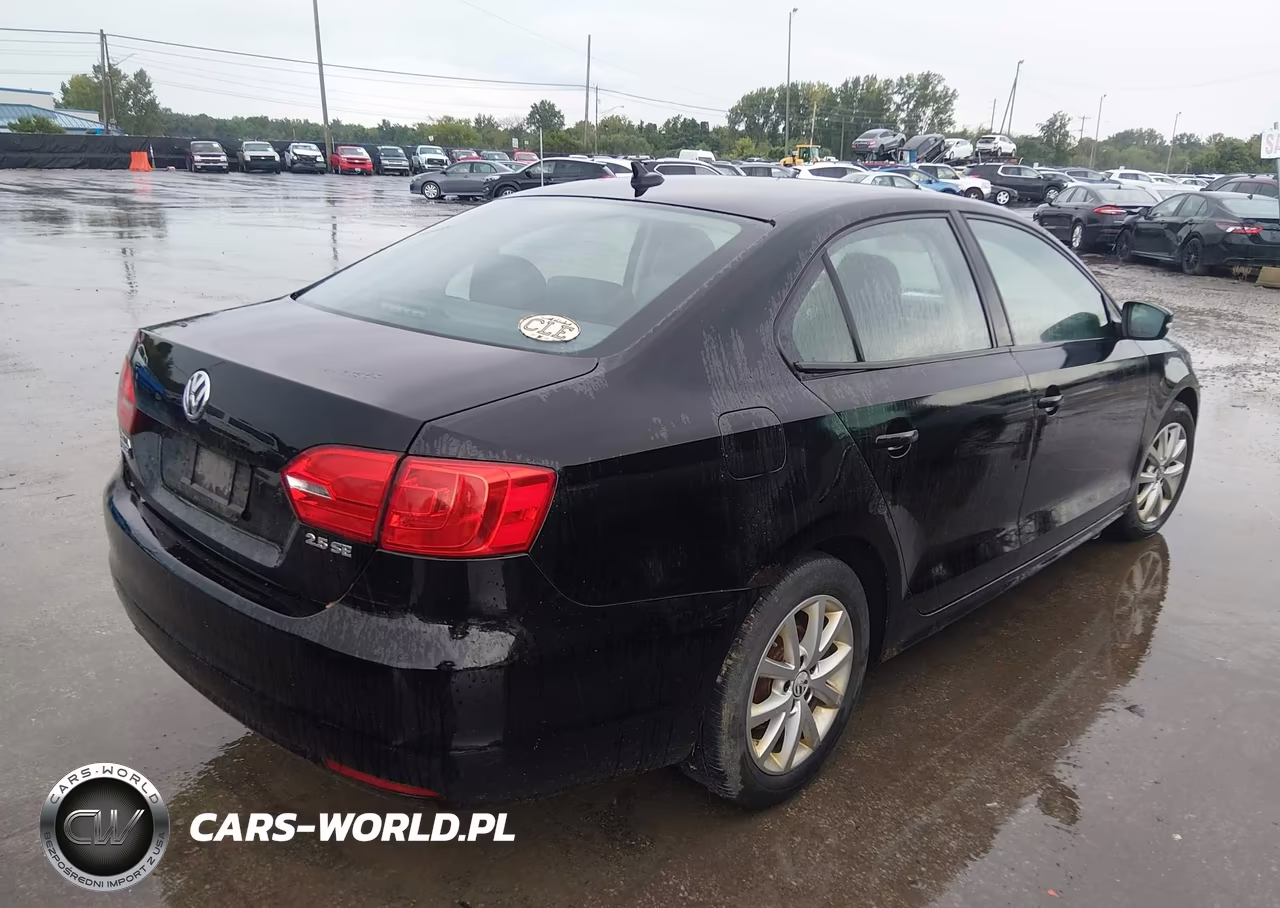 2011 Volkswagen Jetta 2.5L Se VIN:3VWDX7AJ9BM397900 - 4