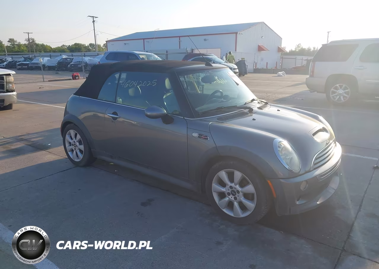 2006 Mini Cooper S VIN:WMWRH33566TF86395 - 1