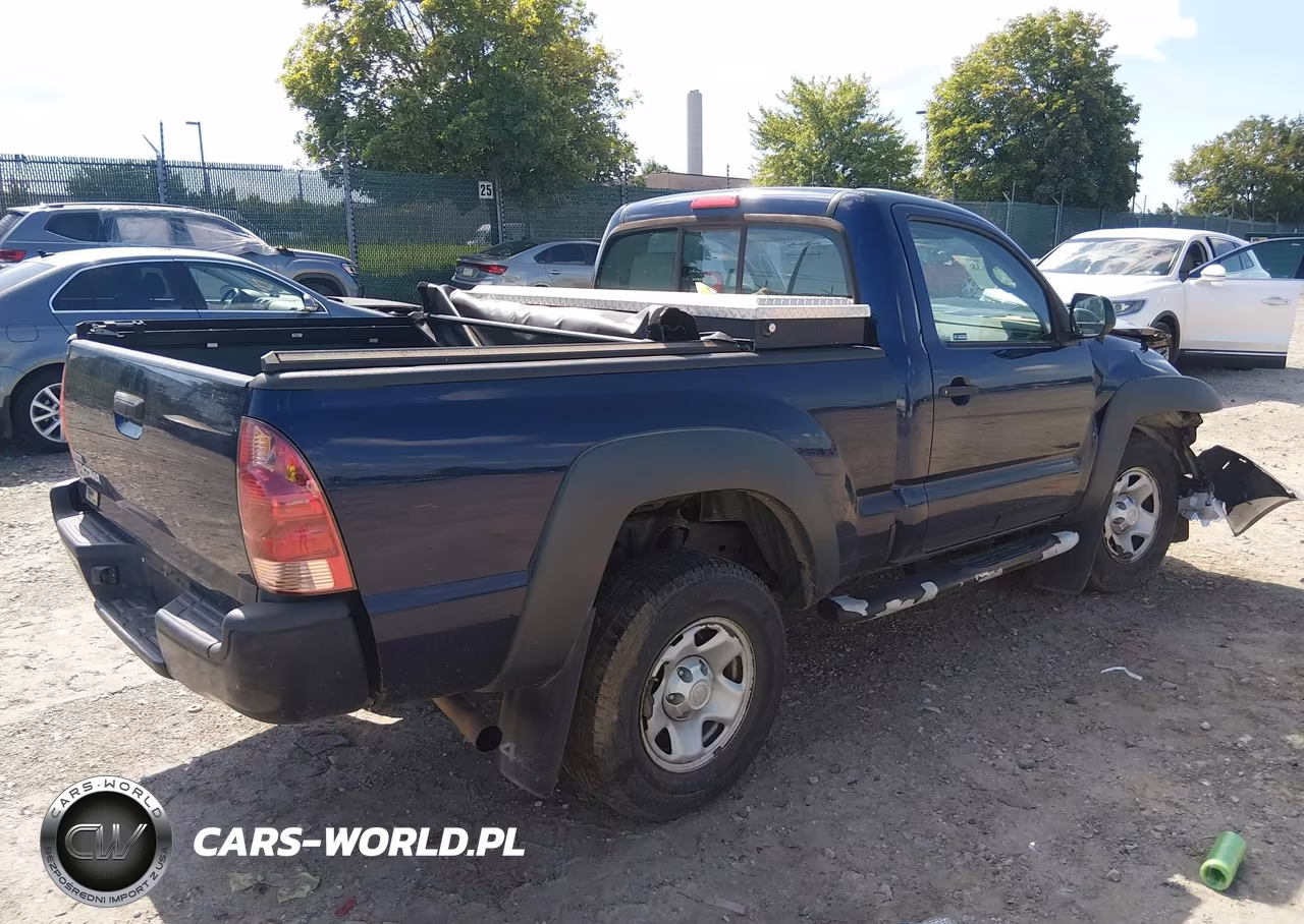 2012 Toyota Tacoma VIN:5TFPX4EN6CX007942 - 4