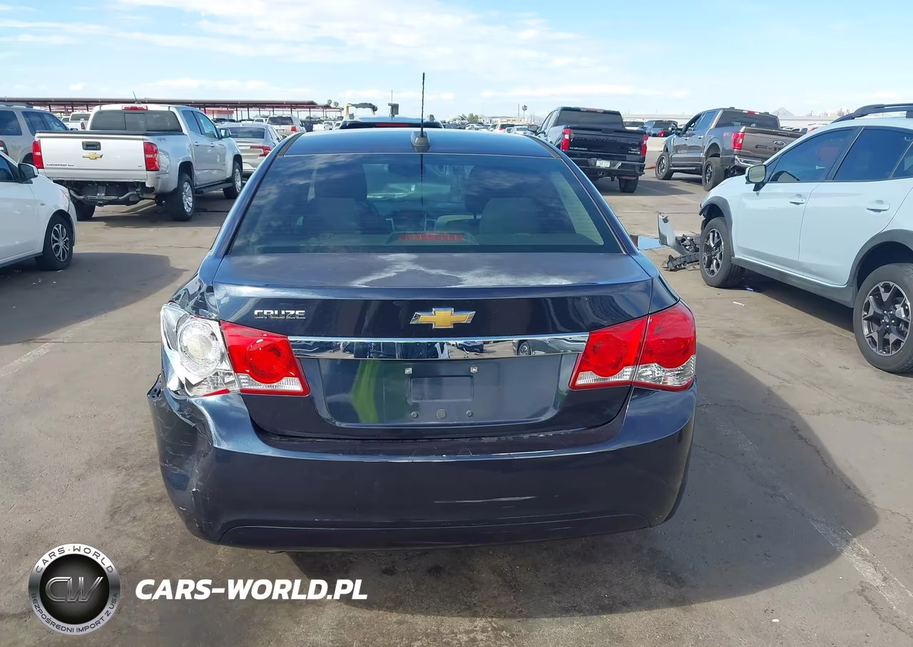 2015 Chevrolet Cruze Ls Auto VIN:1G1PA5SH3F7271929 - 16