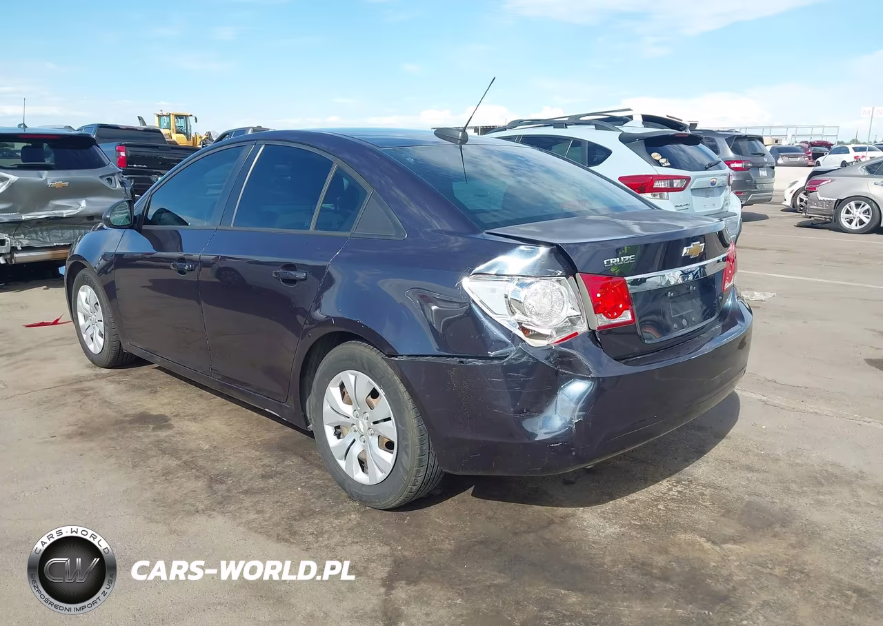 2015 Chevrolet Cruze Ls Auto VIN:1G1PA5SH3F7271929 - 6