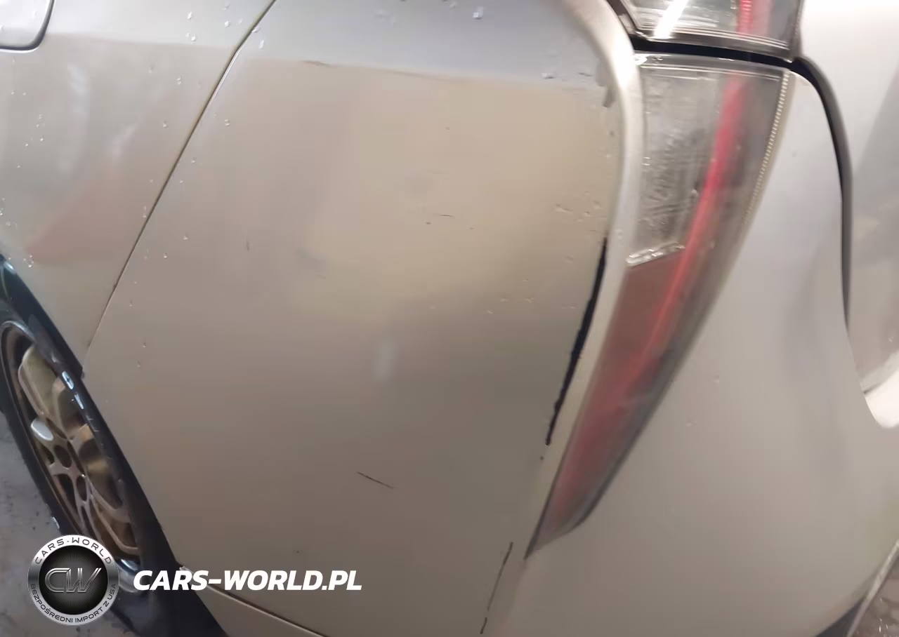 2016 Toyota Prius Two VIN:JTDKBRFUXG3506896 - 18