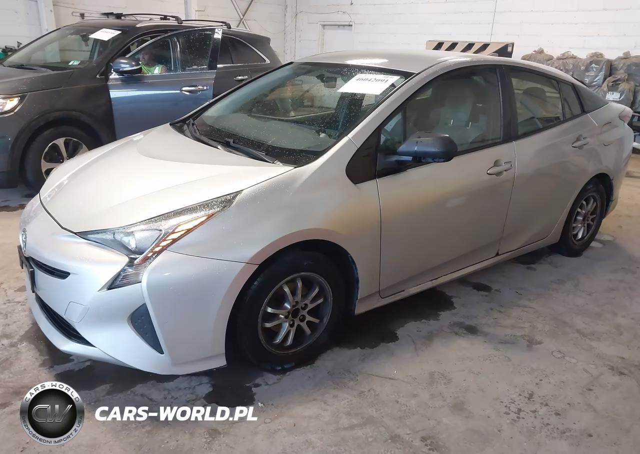 2016 Toyota Prius Two VIN:JTDKBRFUXG3506896 - 2