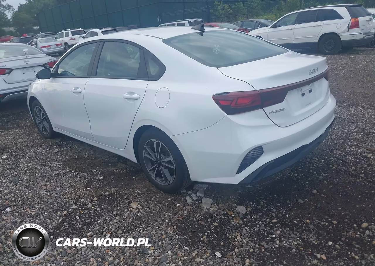 2023 Kia Forte Lxs VIN:3KPF24AD6PE643774 - 3
