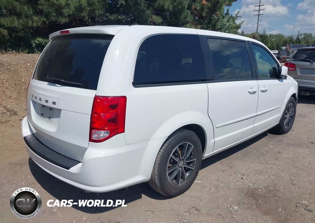 2017 Dodge Grand Caravan Se Plus VIN:2C4RDGBG2HR631395 - 4