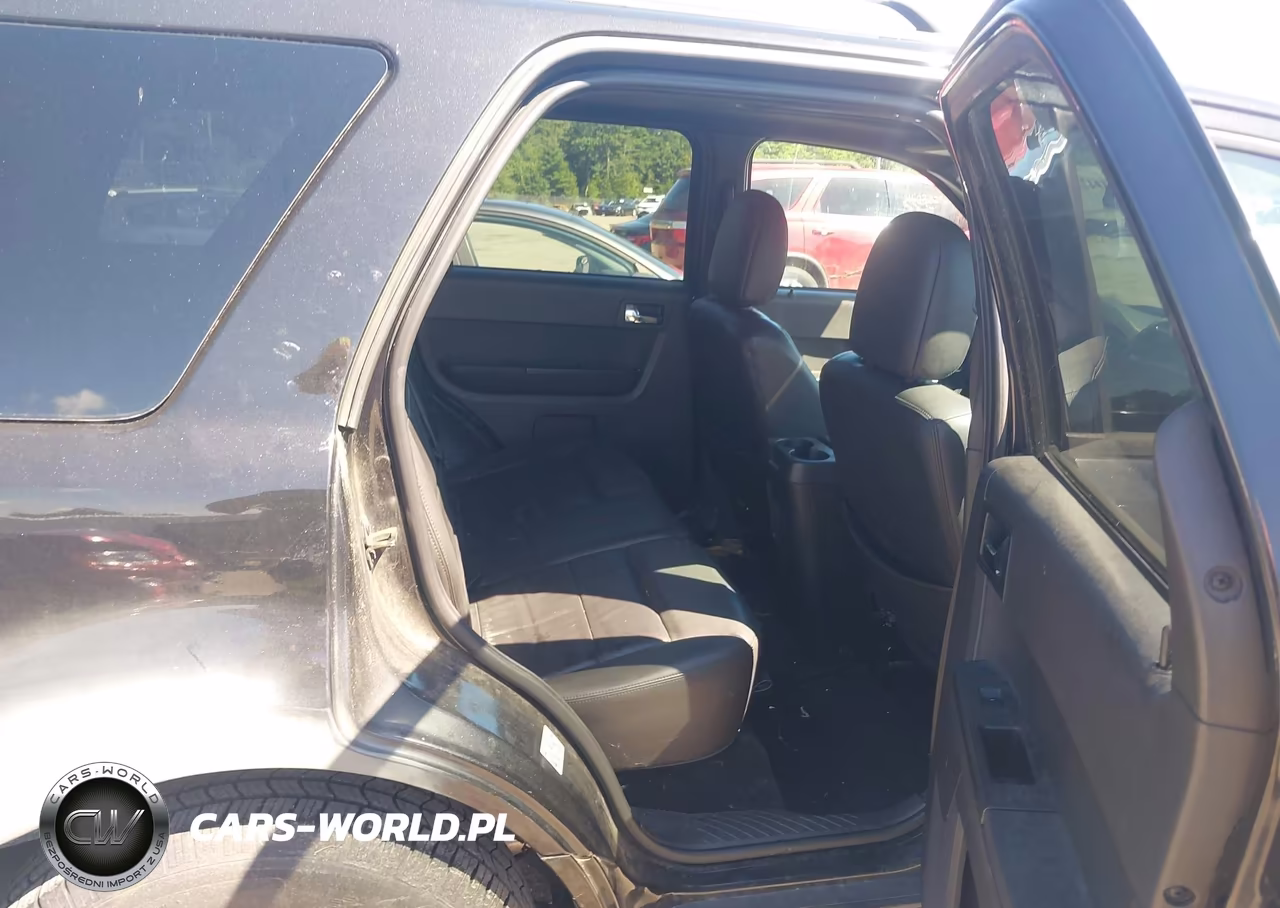 2011 Ford Escape Limited VIN:1FMCU9E72BKB62971 - 8