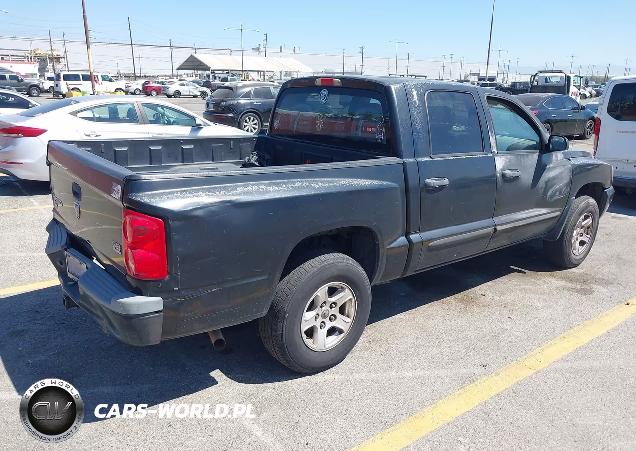 2005 Dodge Dakota Slt VIN:1D7HE48N95S261558 - 4