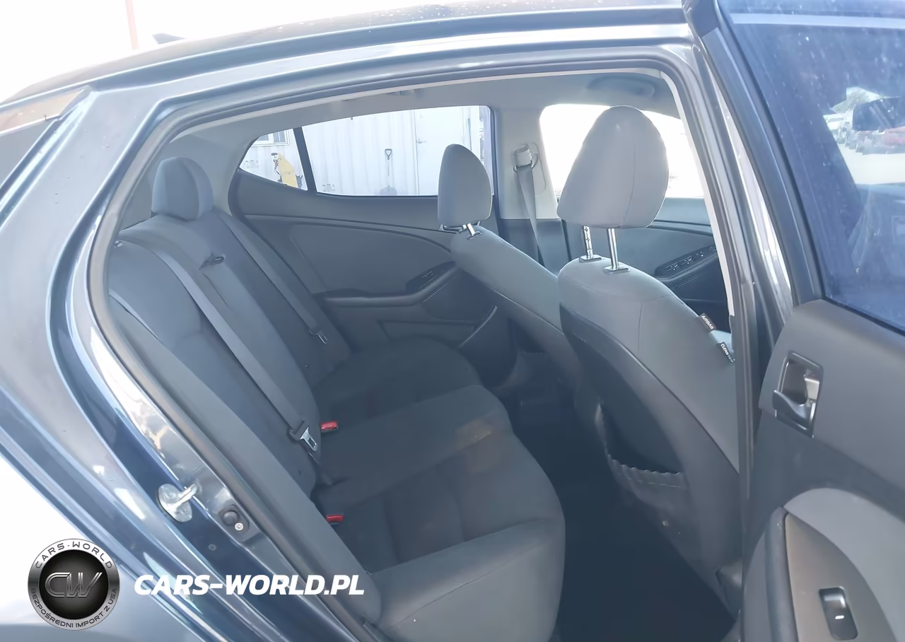 2015 Kia Optima Lx VIN:KNAGM4A74F5594302 - 8