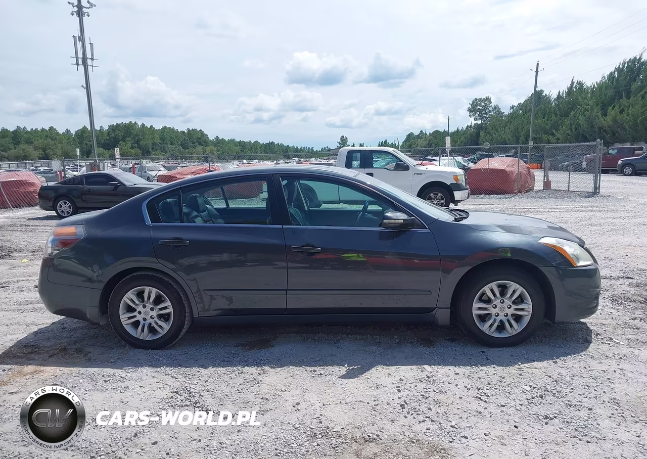 2011 Nissan Altima 2.5 S VIN:1N4AL2AP1BN420400 - 13