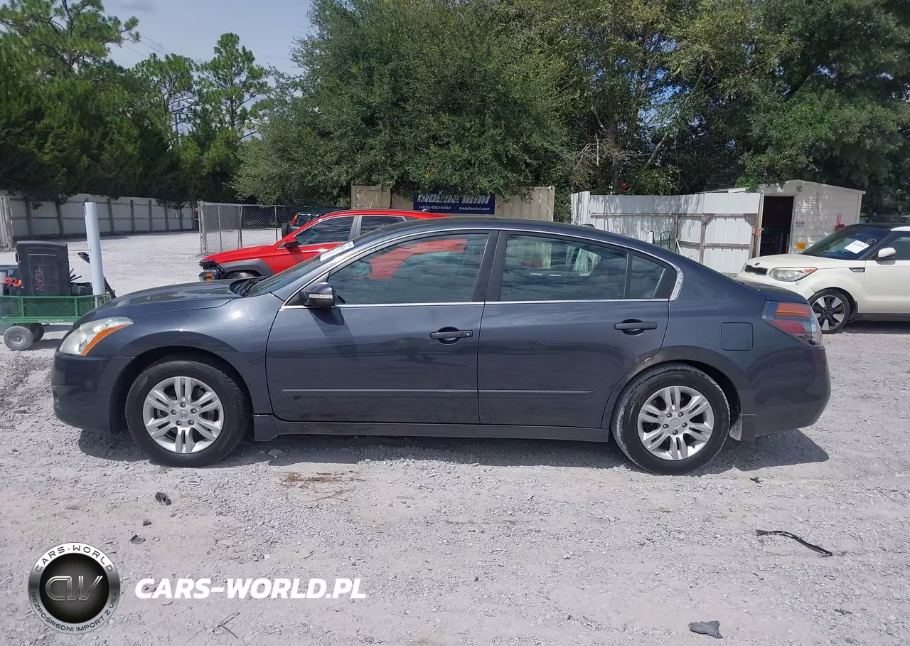 2011 Nissan Altima 2.5 S VIN:1N4AL2AP1BN420400 - 14