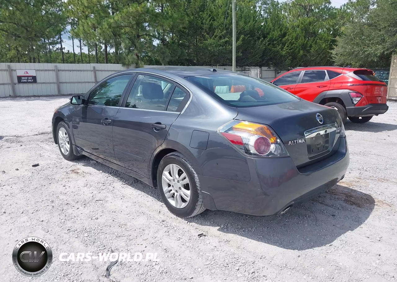 2011 Nissan Altima 2.5 S VIN:1N4AL2AP1BN420400 - 3