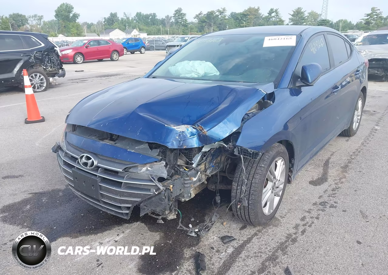 2020 Hyundai Elantra Sel VIN:5NPD84LF7LH562213 - 6