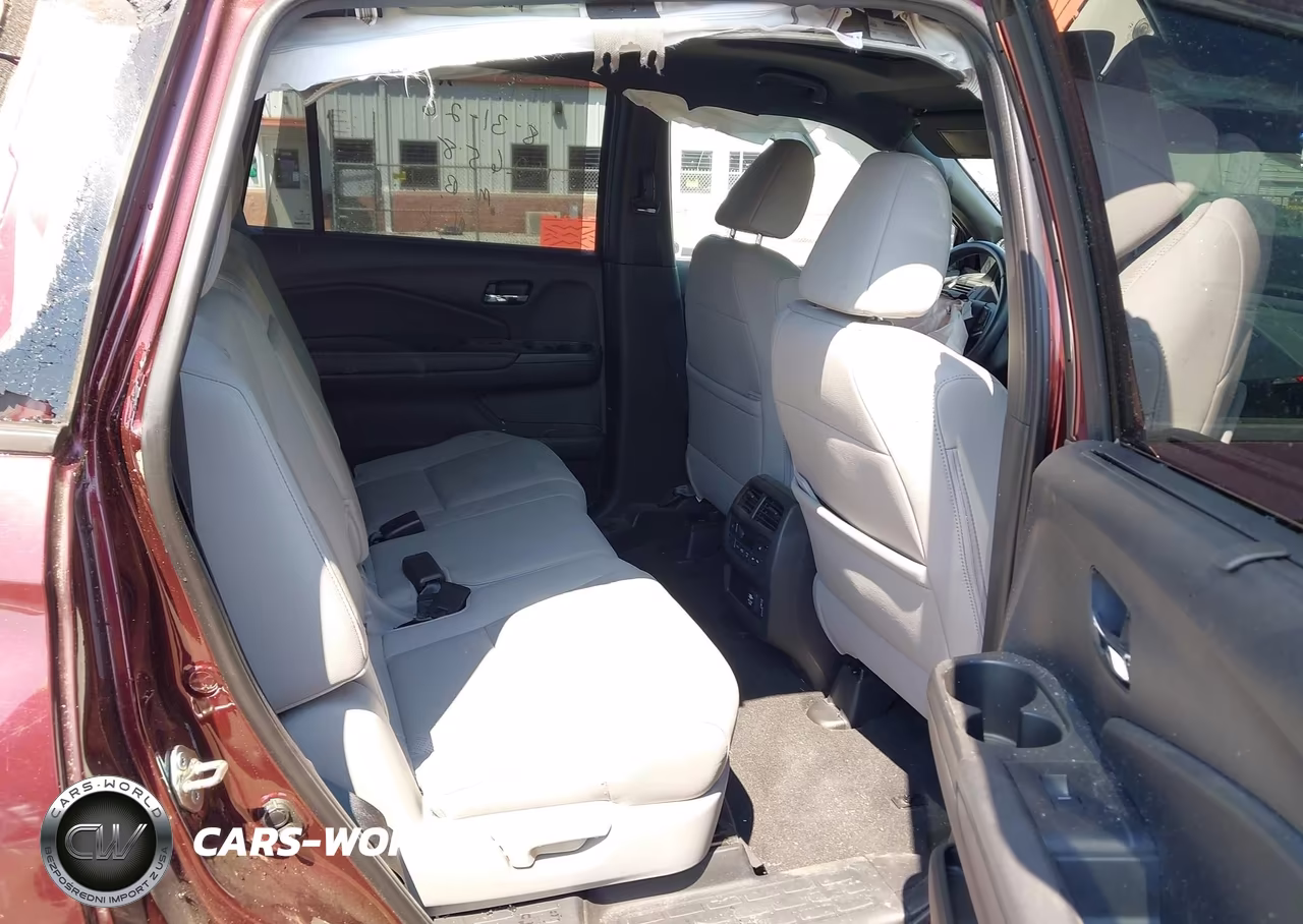 2019 Honda Passport Touring VIN:5FNYF7H96KB002658 - 8
