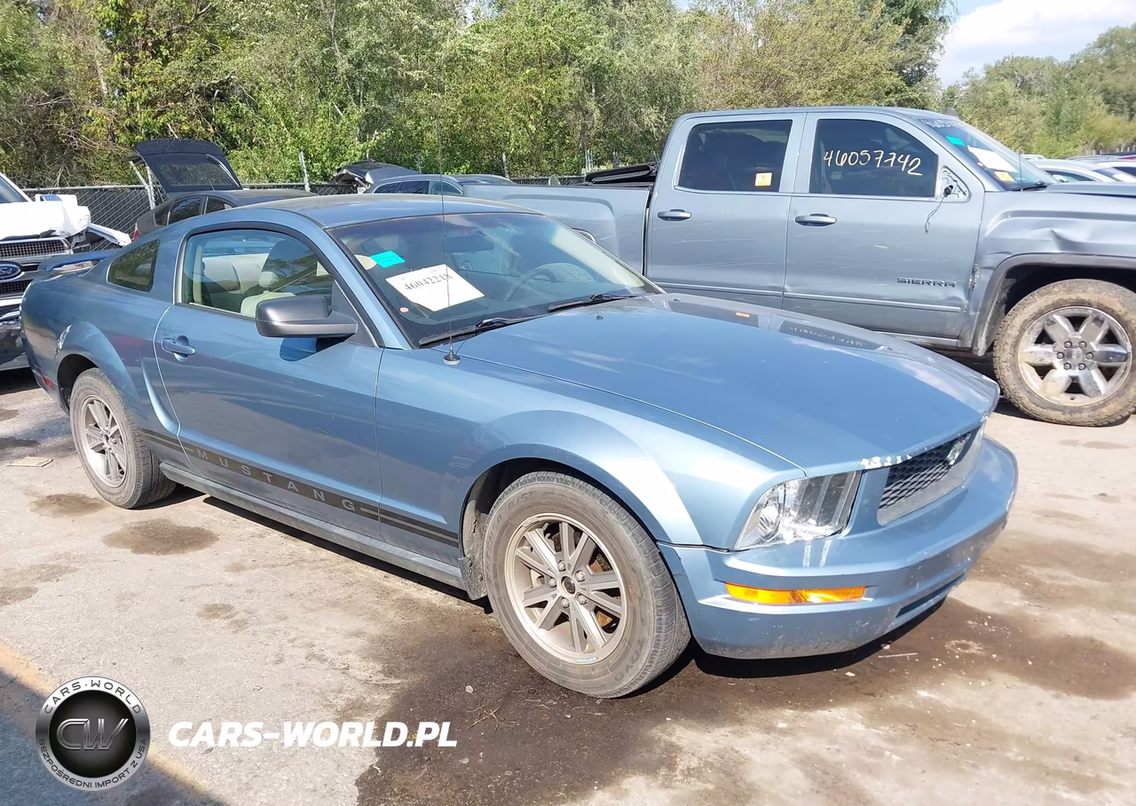2005 Ford Mustang V6 Deluxe-V6 Premium