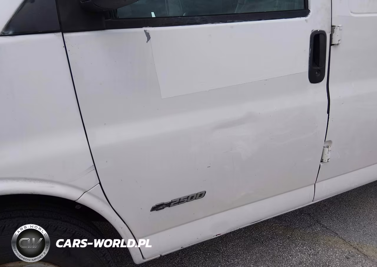 2003 Chevrolet Express VIN:1GCGG25V531142210 - 13