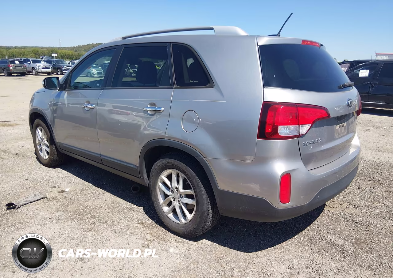 2015 Kia Sorento Lx VIN:5XYKT4A66FG567729 - 3