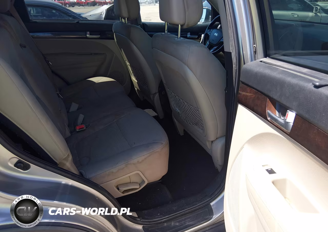2015 Kia Sorento Lx VIN:5XYKT4A66FG567729 - 8
