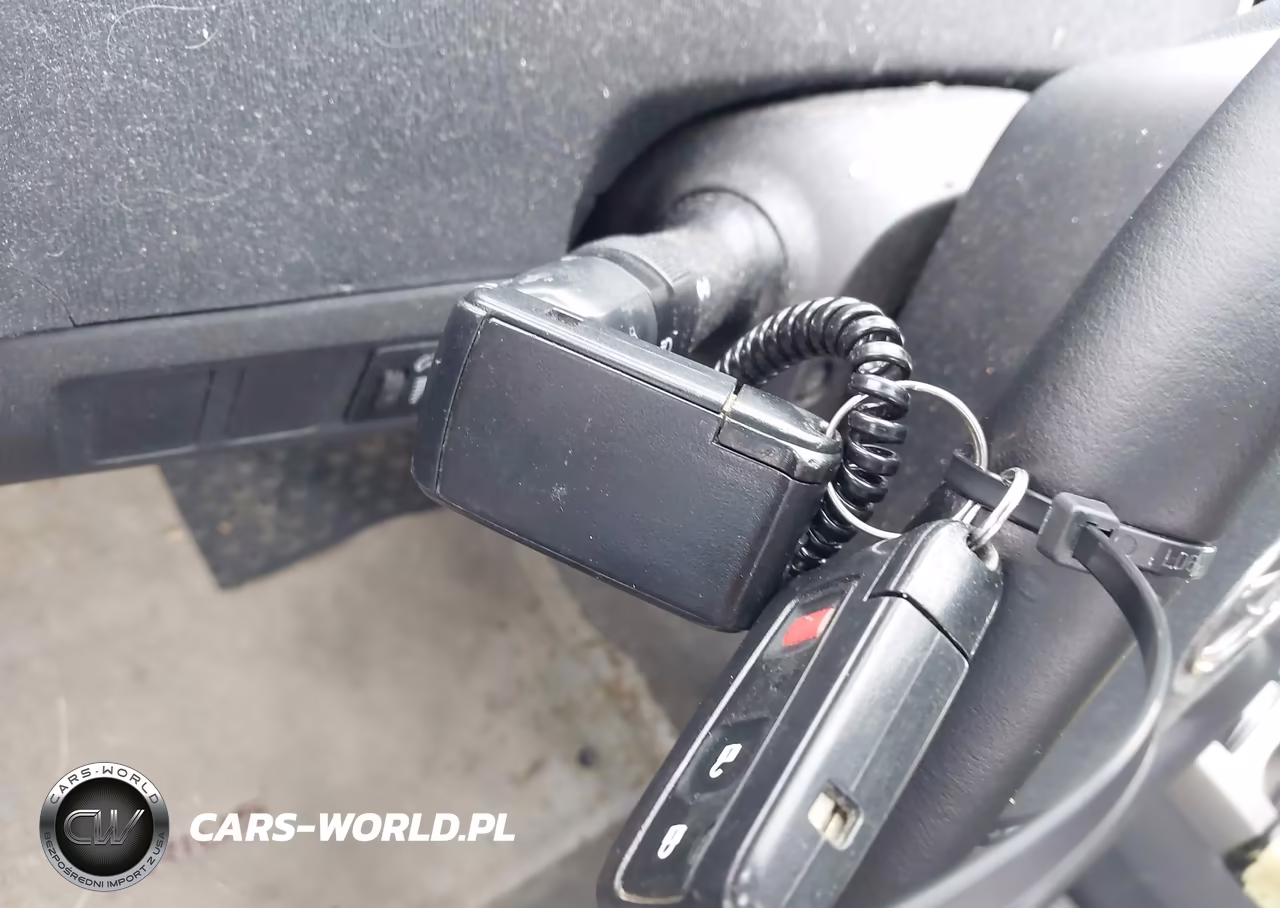 2007 Toyota Prius Touring VIN:JTDKB20U777576431 - 11