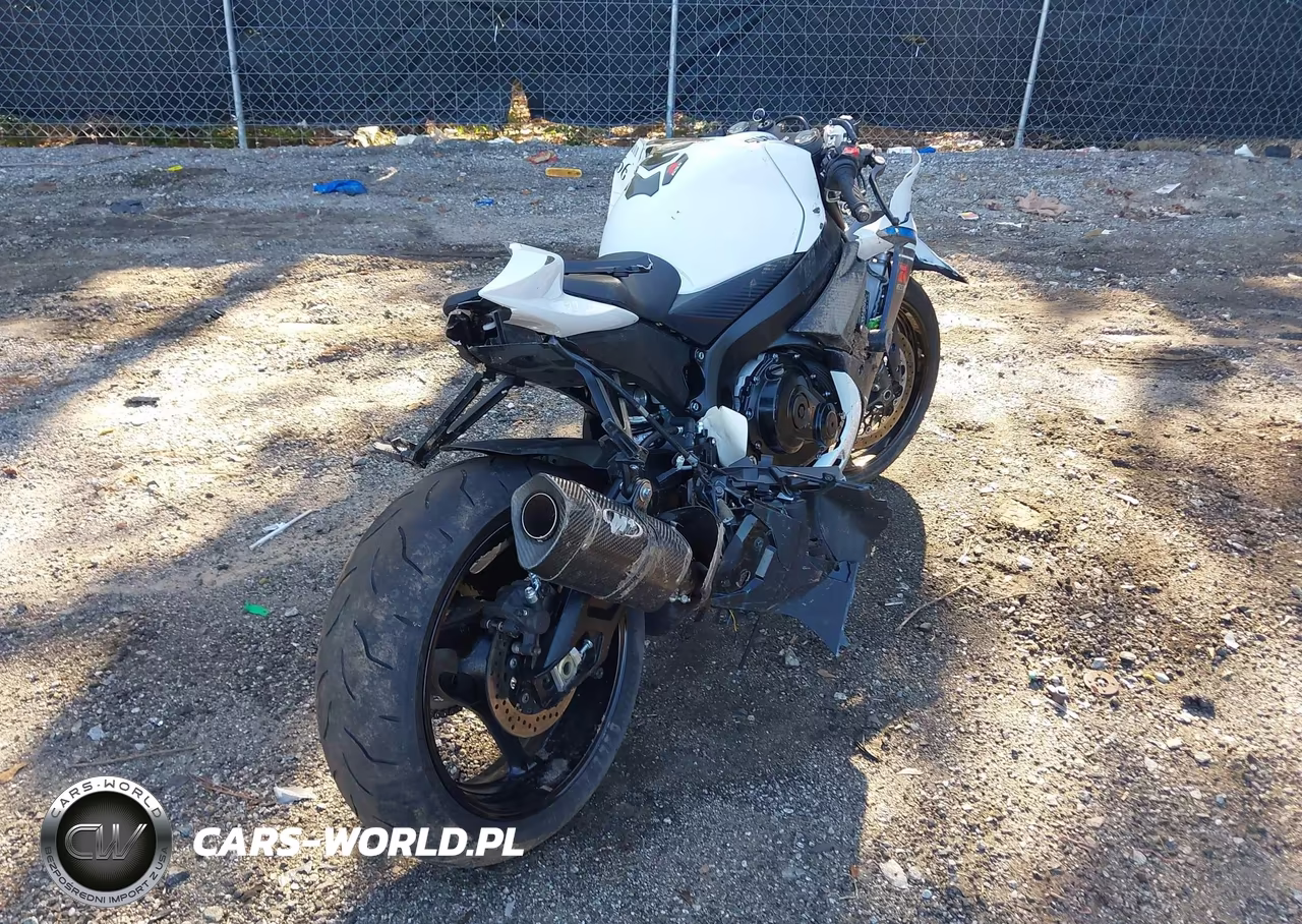 2023 Suzuki Gsx-R600 VIN:JS1GN7FAXP7101180 - 3