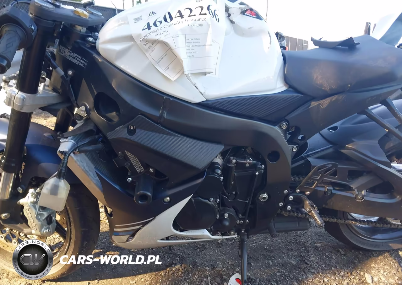 2023 Suzuki Gsx-R600 VIN:JS1GN7FAXP7101180 - 8