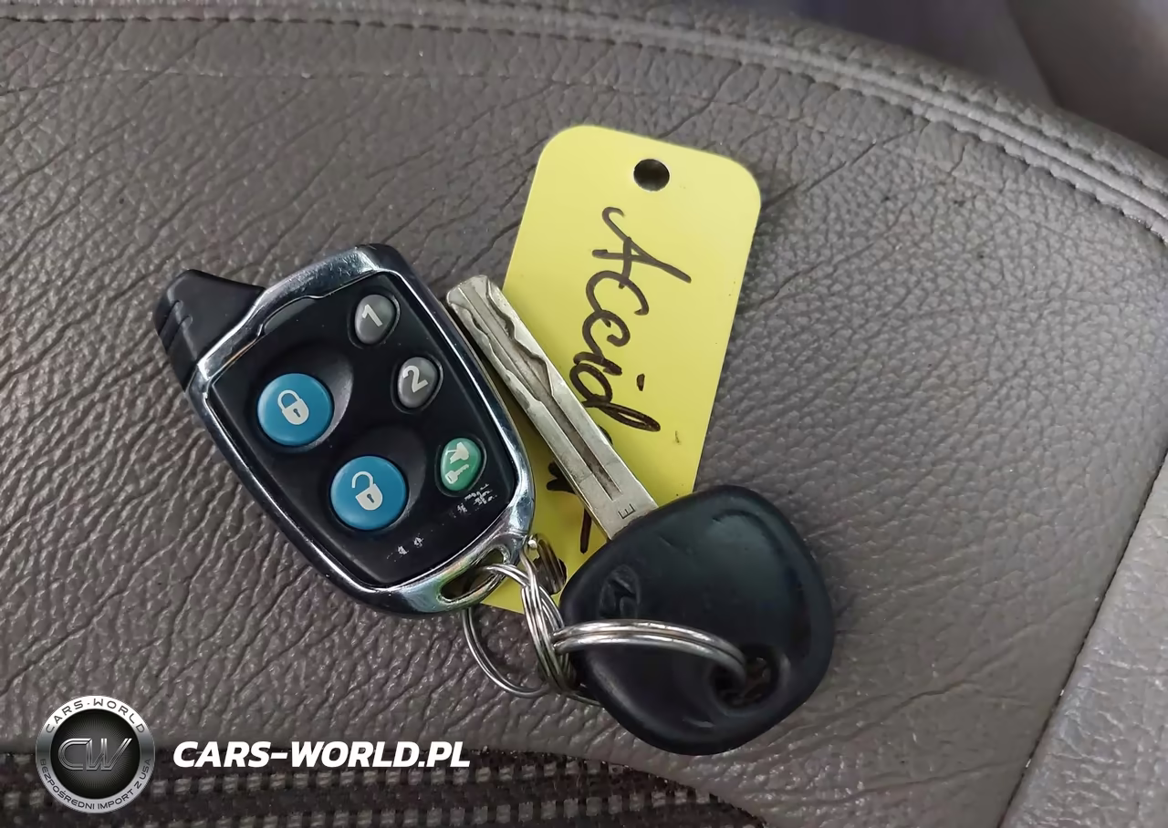2012 Hyundai Tucson Gls VIN:KM8JUCAC5CU417822 - 11