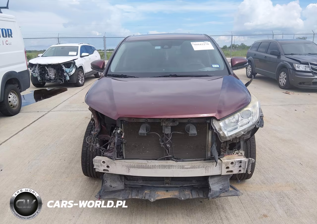 2018 Toyota Highlander Le VIN:5TDZZRFH2JS245606 - 12